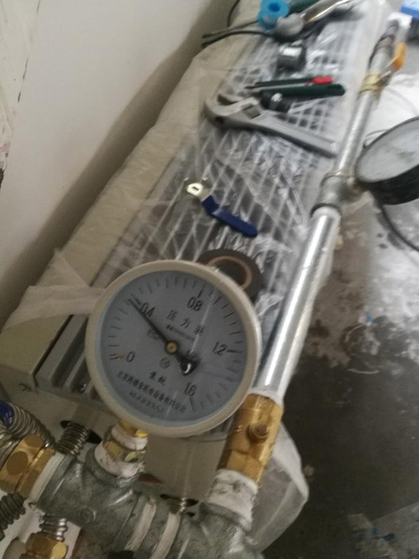 空氣源熱泵室內(nèi)管道安裝 空氣源熱泵室內(nèi)管道安裝